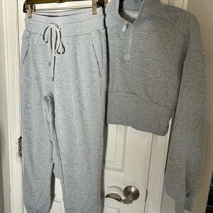 Alo Yoga Gray Zip-Up Sweatshirt and Joggers Set